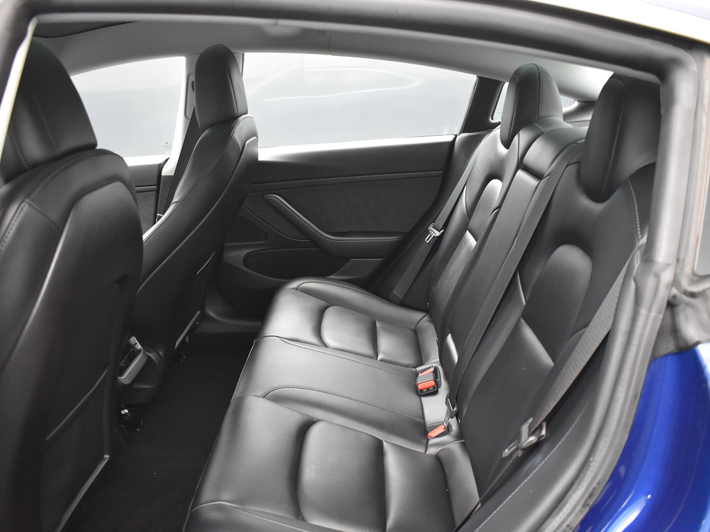 image-14 2020 Tesla Model 3