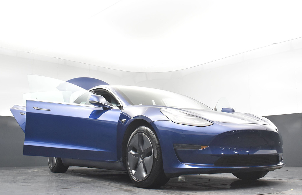 image-30 2020 Tesla Model 3