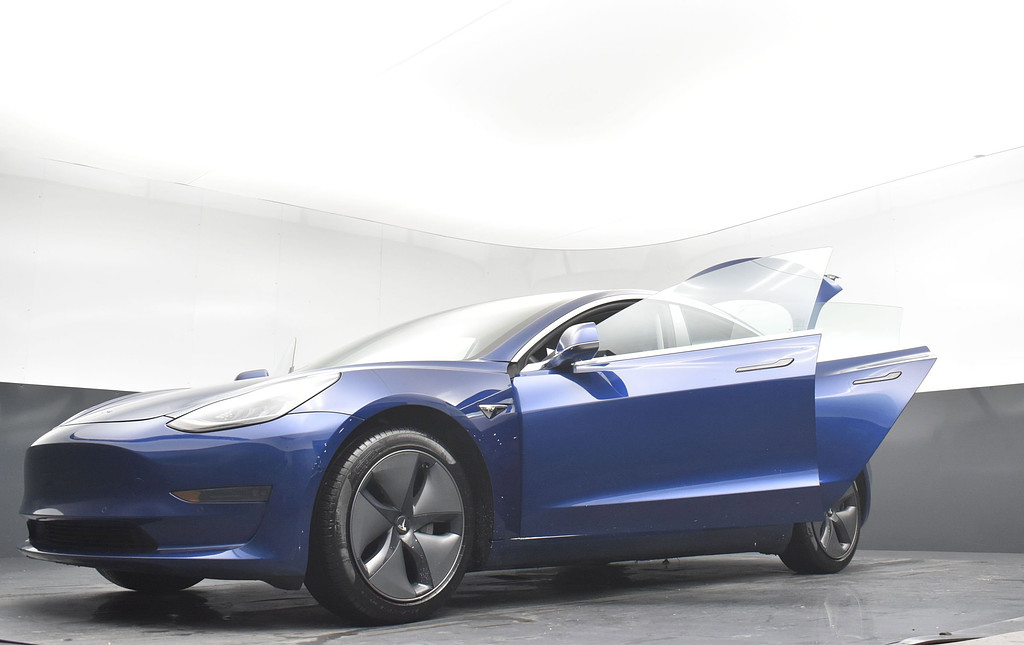 image-31 2020 Tesla Model 3