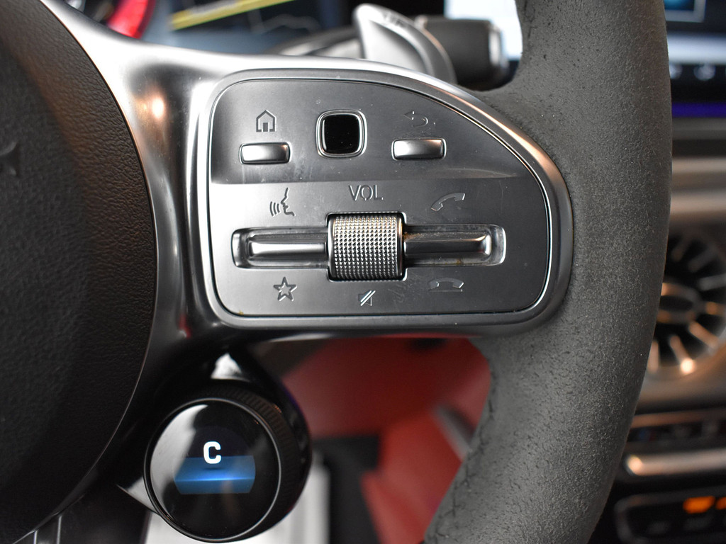 image-15 2021 Mercedes-Benz G-Class