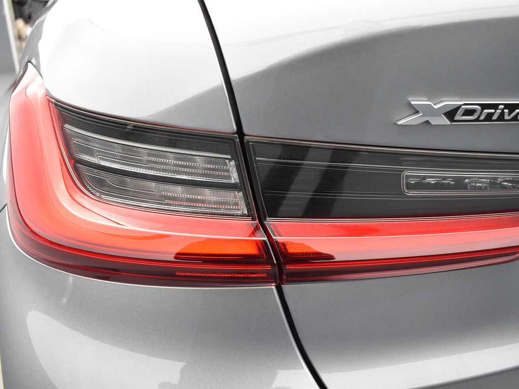 image-6 2024 BMW 3 Series