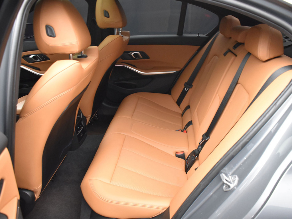 image-15 2024 BMW 3 Series