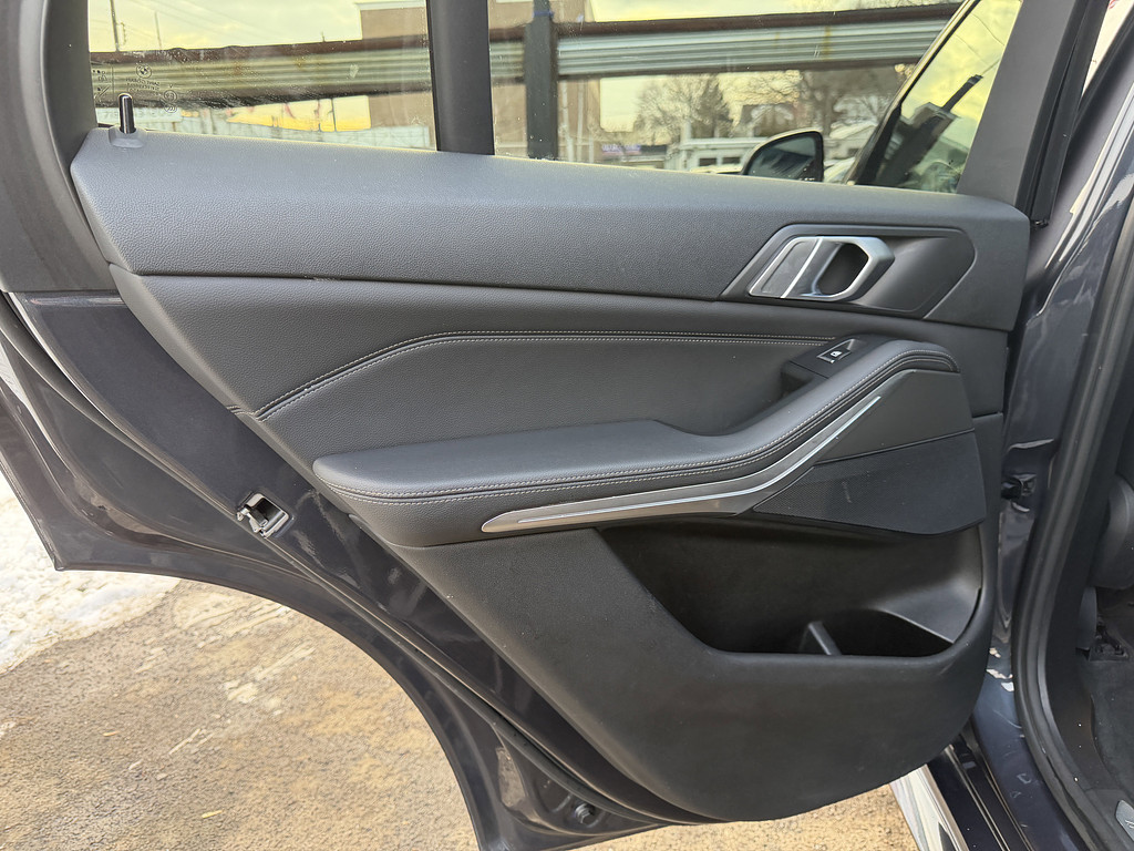 image-22 2019 BMW X5