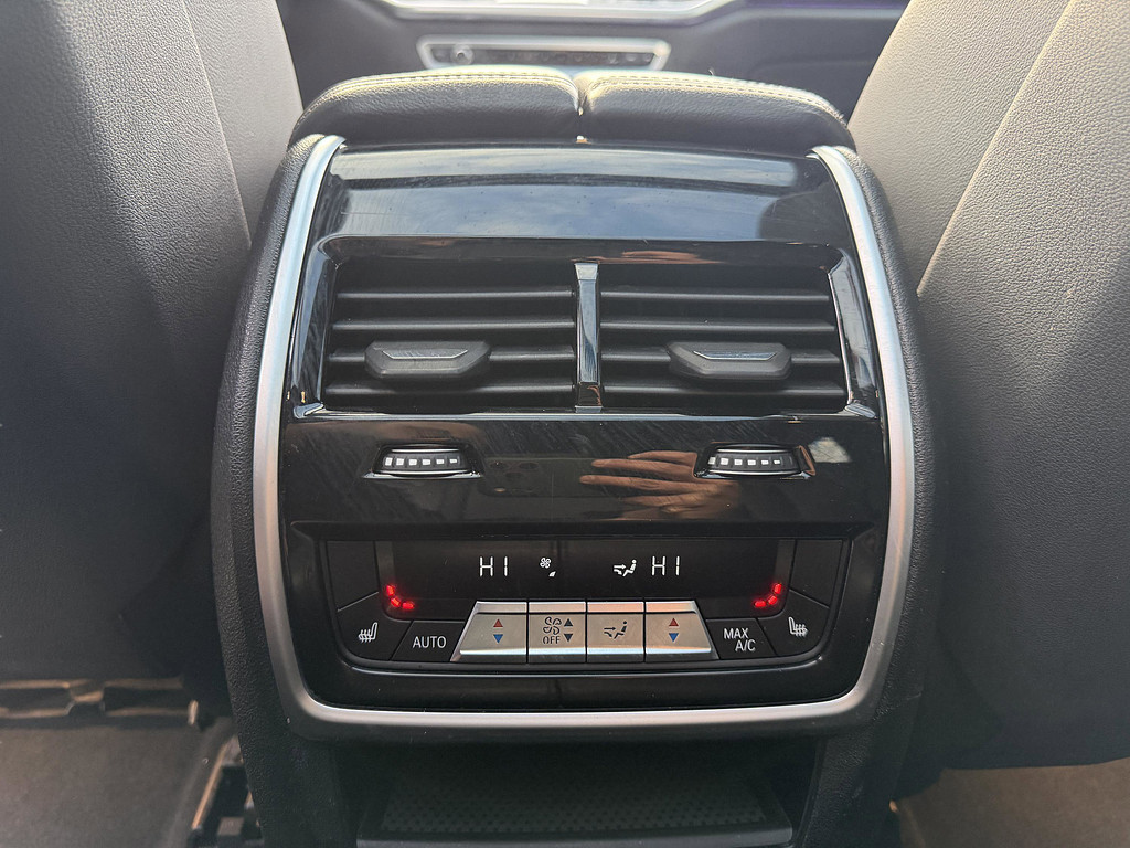 image-24 2019 BMW X5