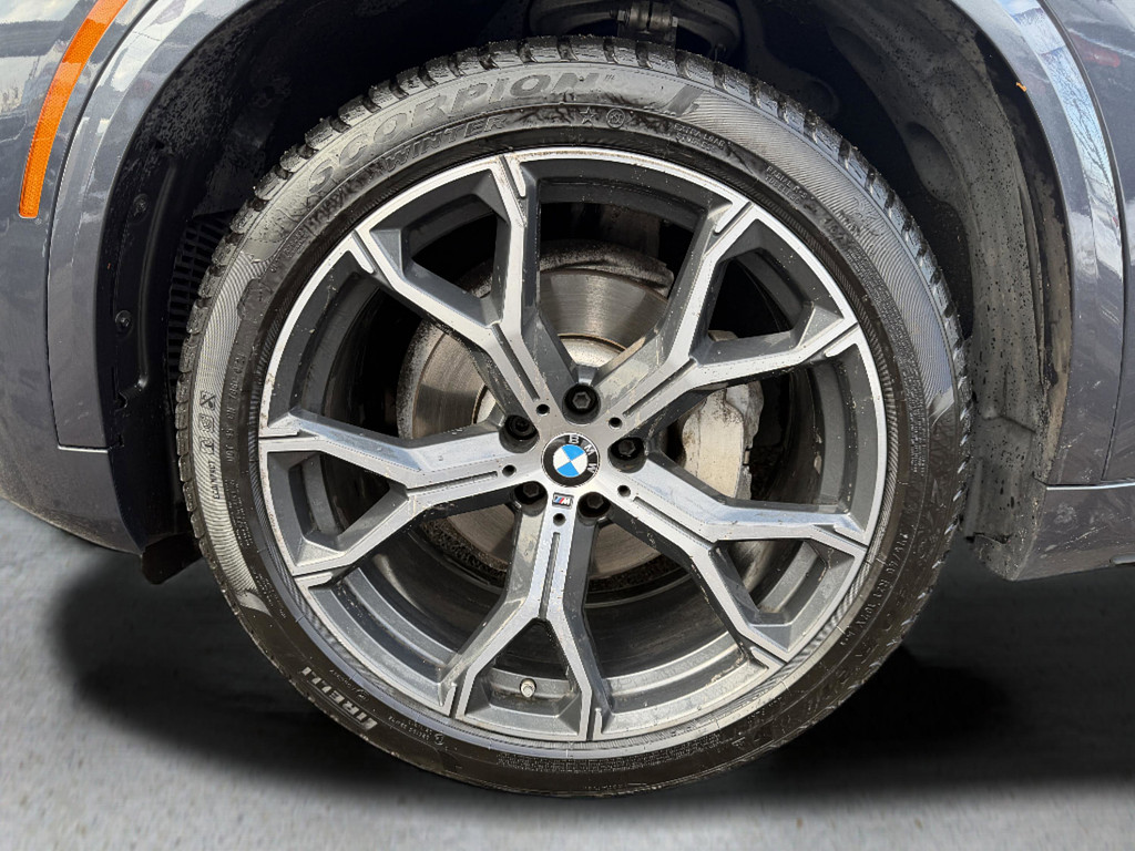 image-46 2019 BMW X5