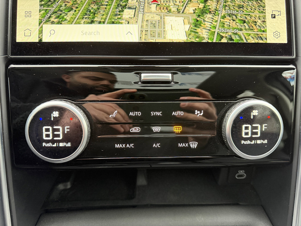 image-33 2022 Land Rover Discovery