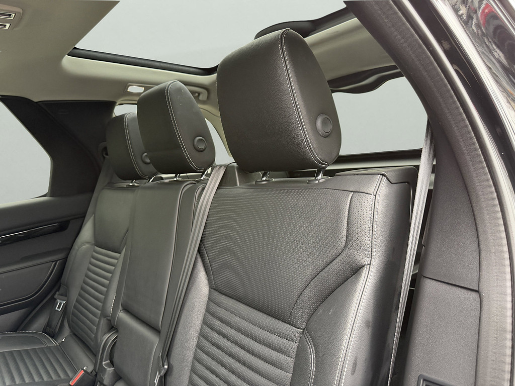 image-38 2022 Land Rover Discovery