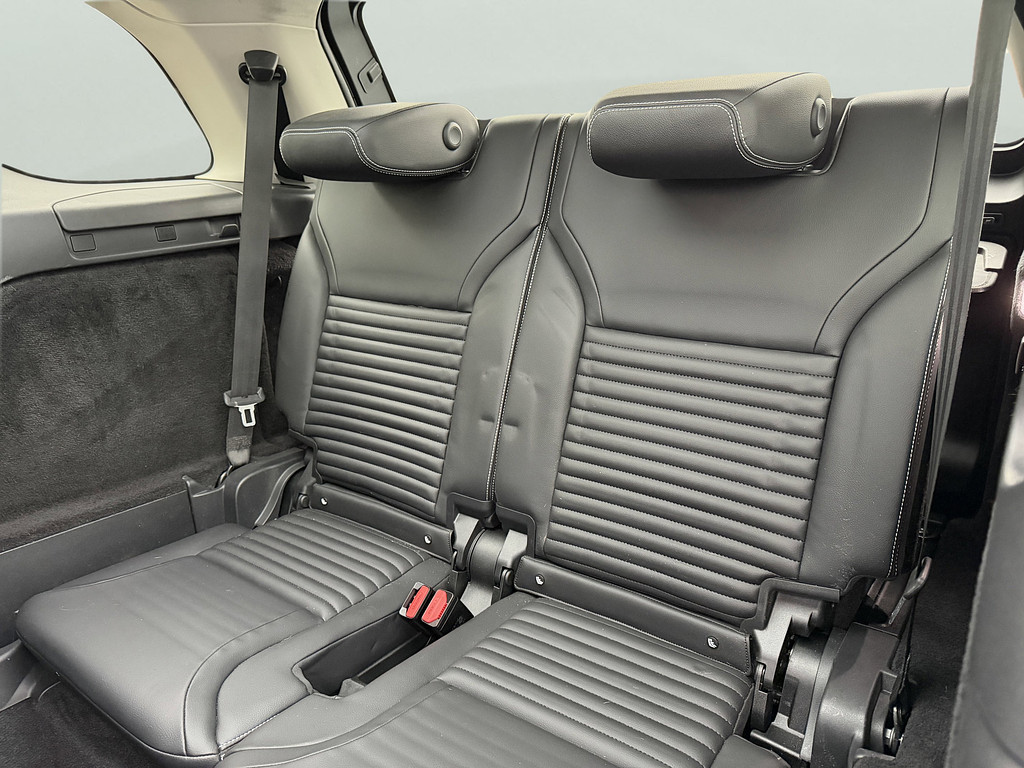 image-40 2022 Land Rover Discovery