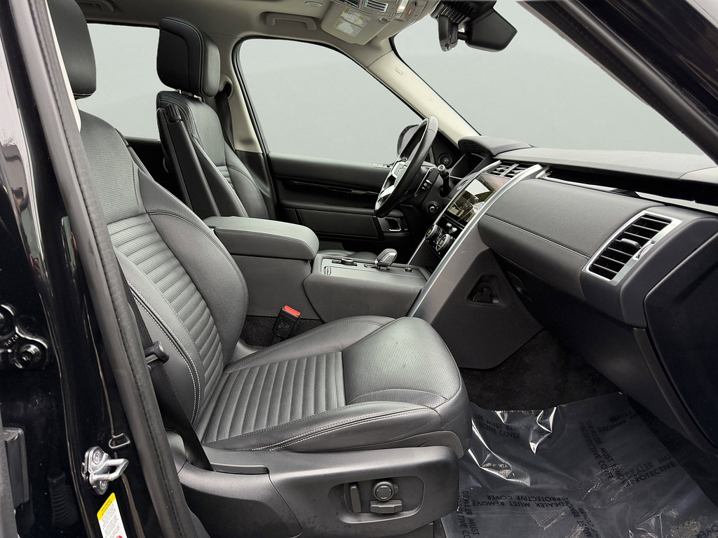 image-44 2022 Land Rover Discovery
