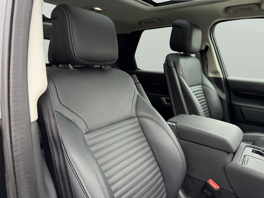 image-45 2022 Land Rover Discovery