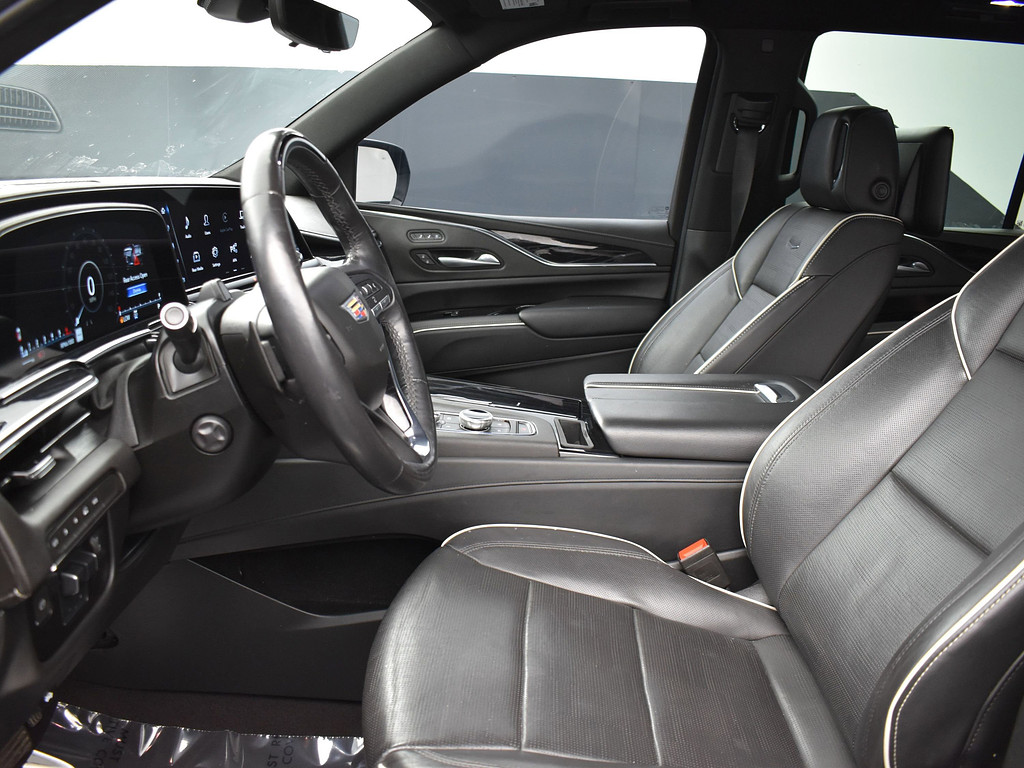 image-6 2023 Cadillac Escalade