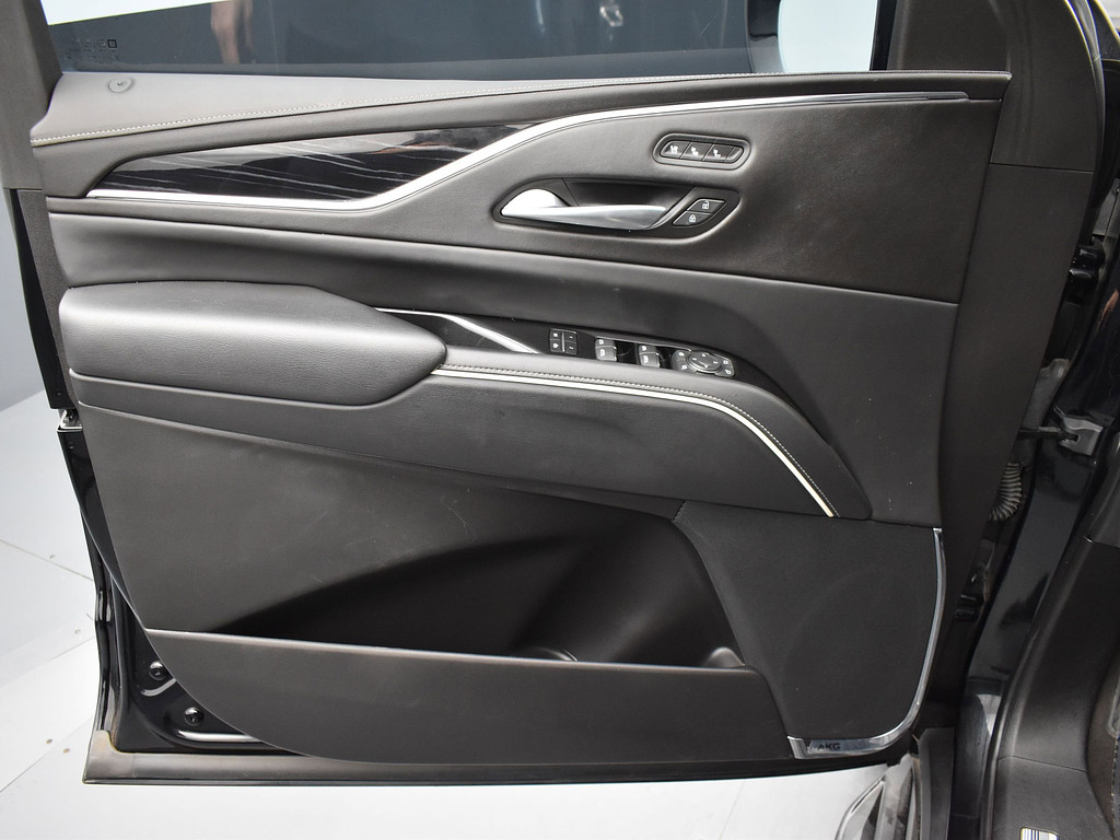 image-10 2023 Cadillac Escalade