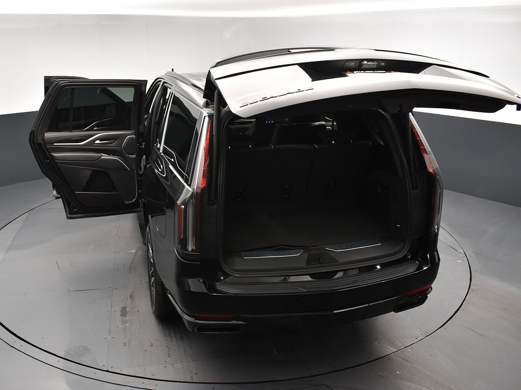 image-24 2023 Cadillac Escalade