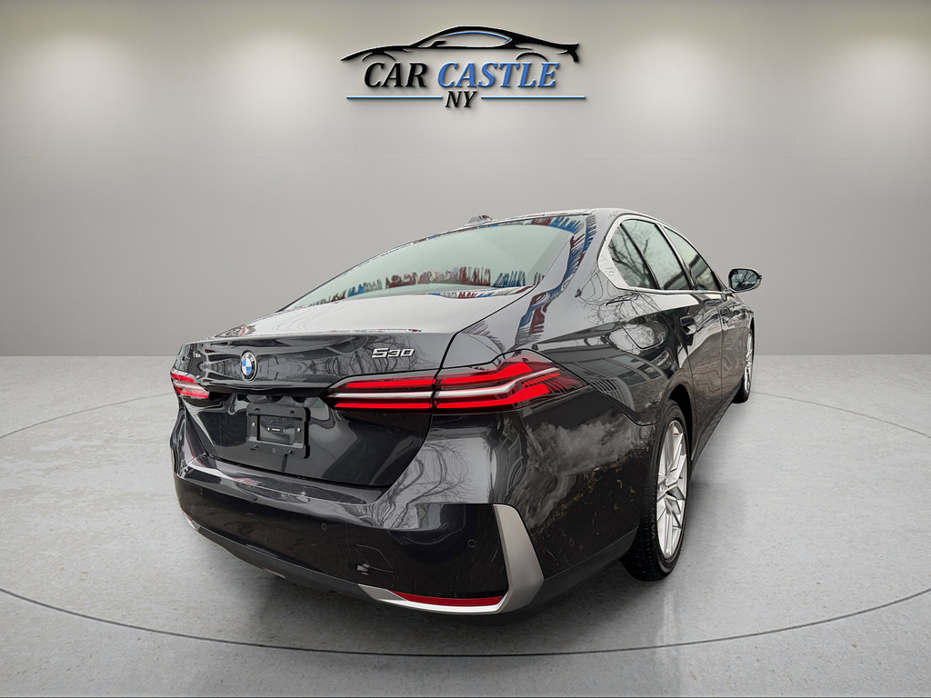 image-5 2024 BMW 5 Series