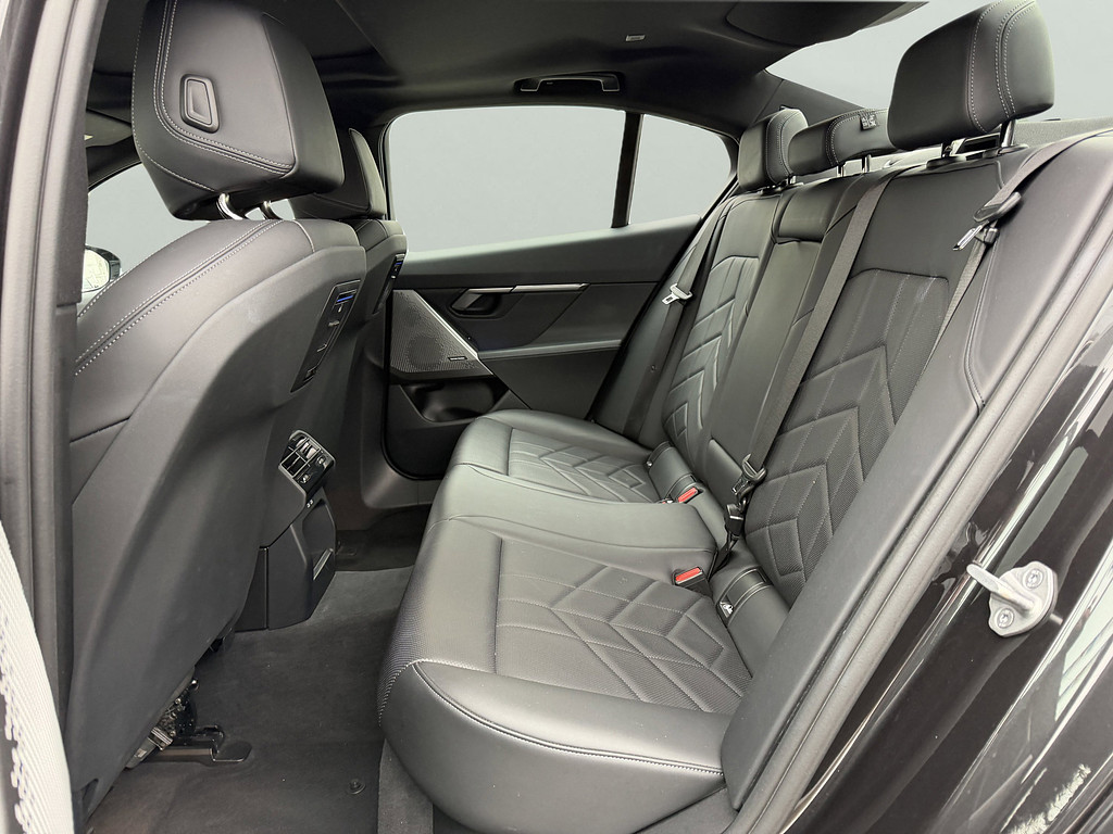 image-15 2024 BMW 5 Series