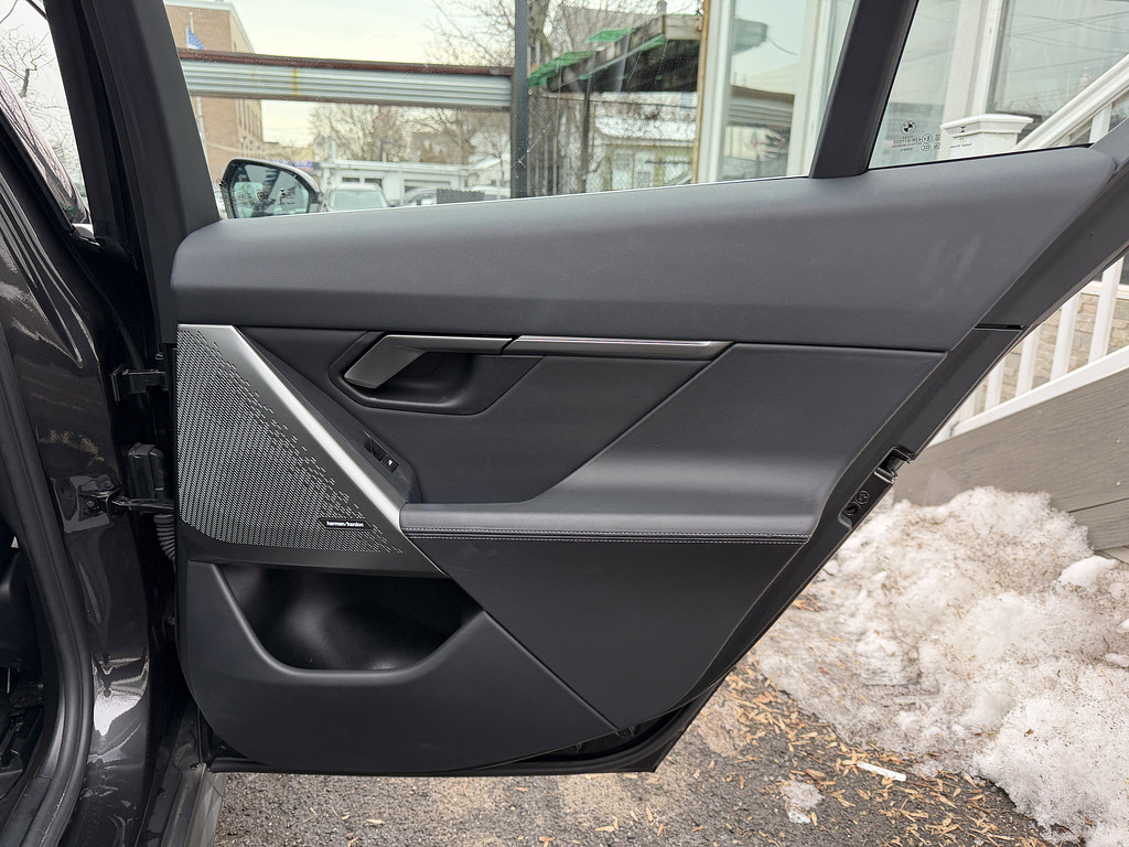 image-32 2024 BMW 5 Series