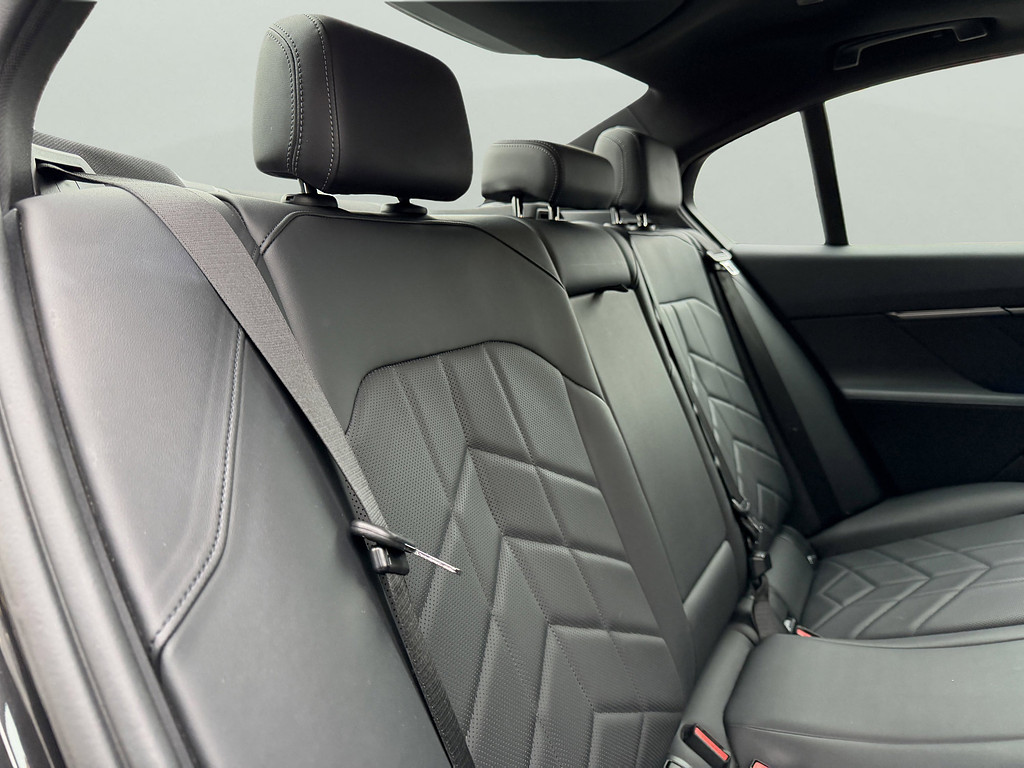 image-41 2024 BMW 5 Series