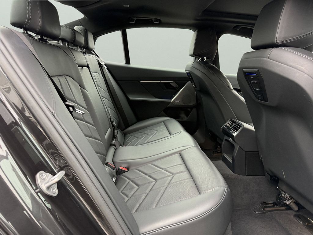 image-43 2024 BMW 5 Series