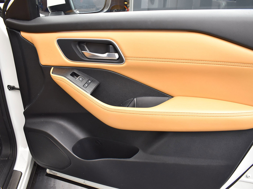 image-16 2023 Nissan Rogue