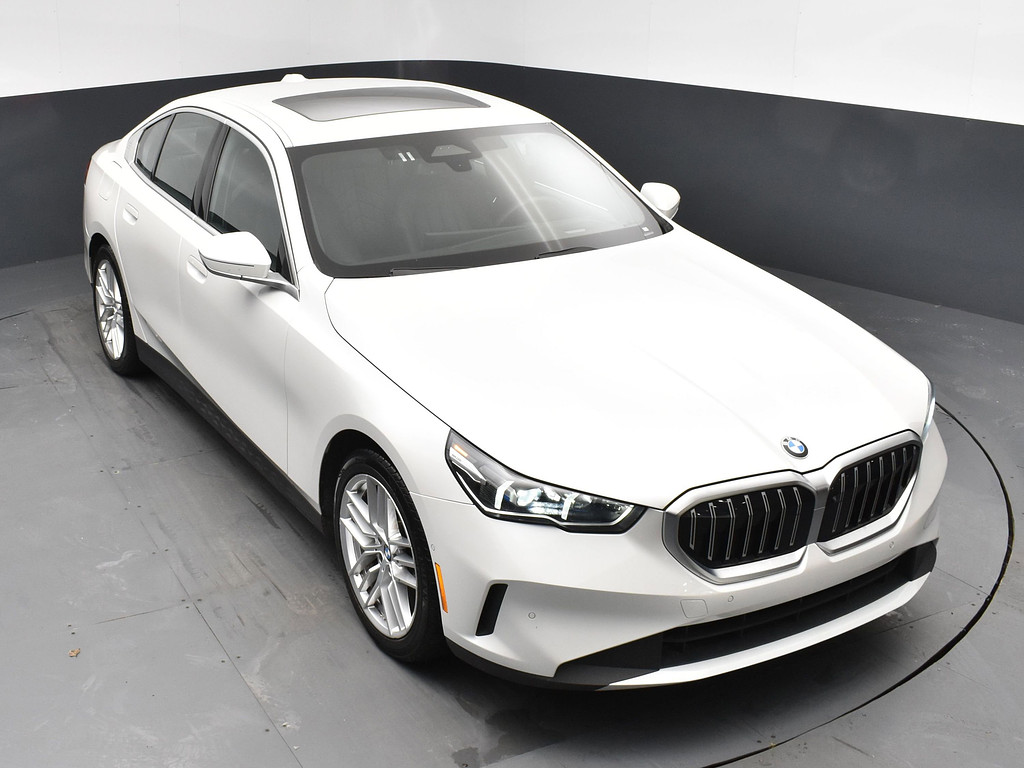 image-19 2024 BMW 5 Series