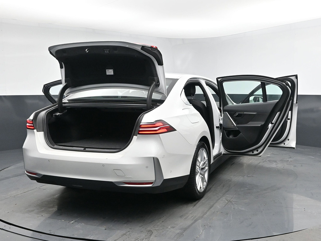 image-28 2024 BMW 5 Series