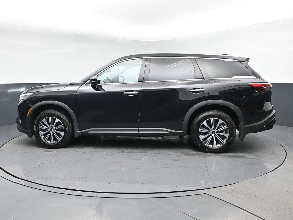 image-3 2023 Infiniti QX60