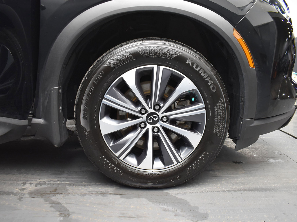 image-4 2023 Infiniti QX60