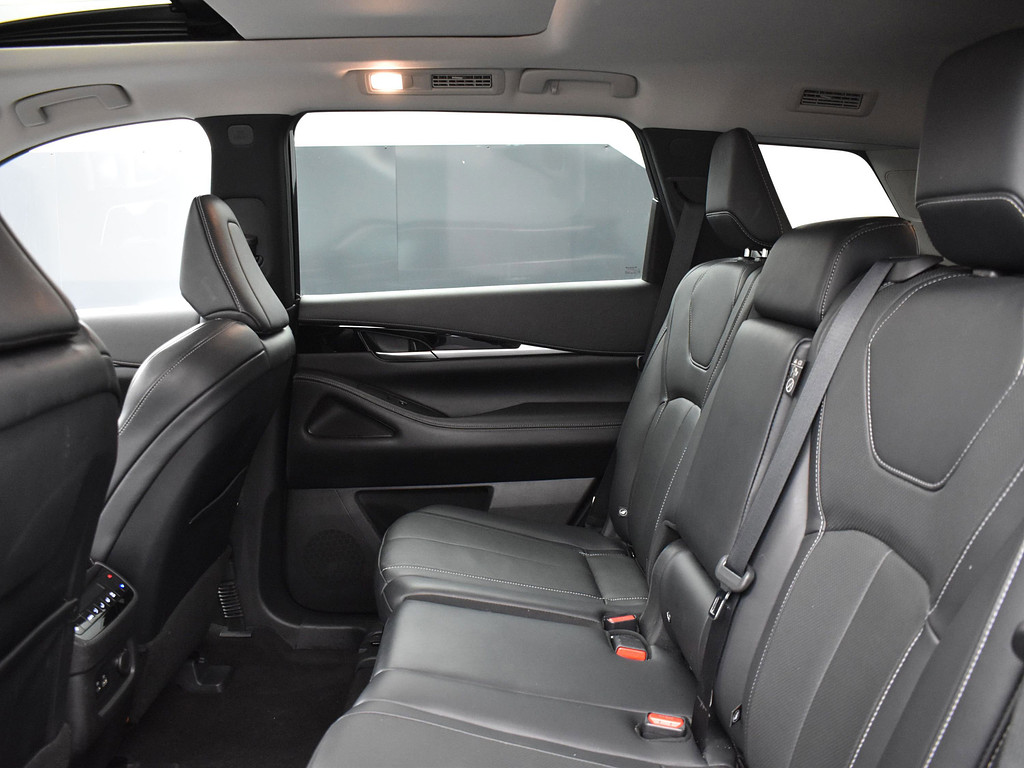 image-7 2023 Infiniti QX60