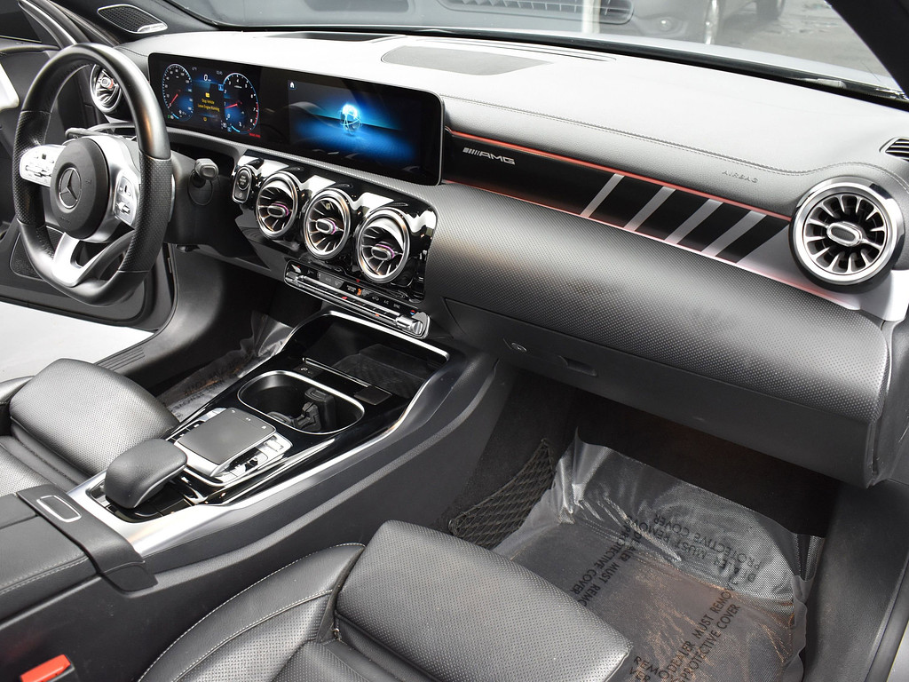 image-5 2020 Mercedes-Benz A-Class