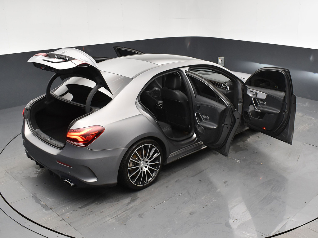 image-25 2020 Mercedes-Benz A-Class