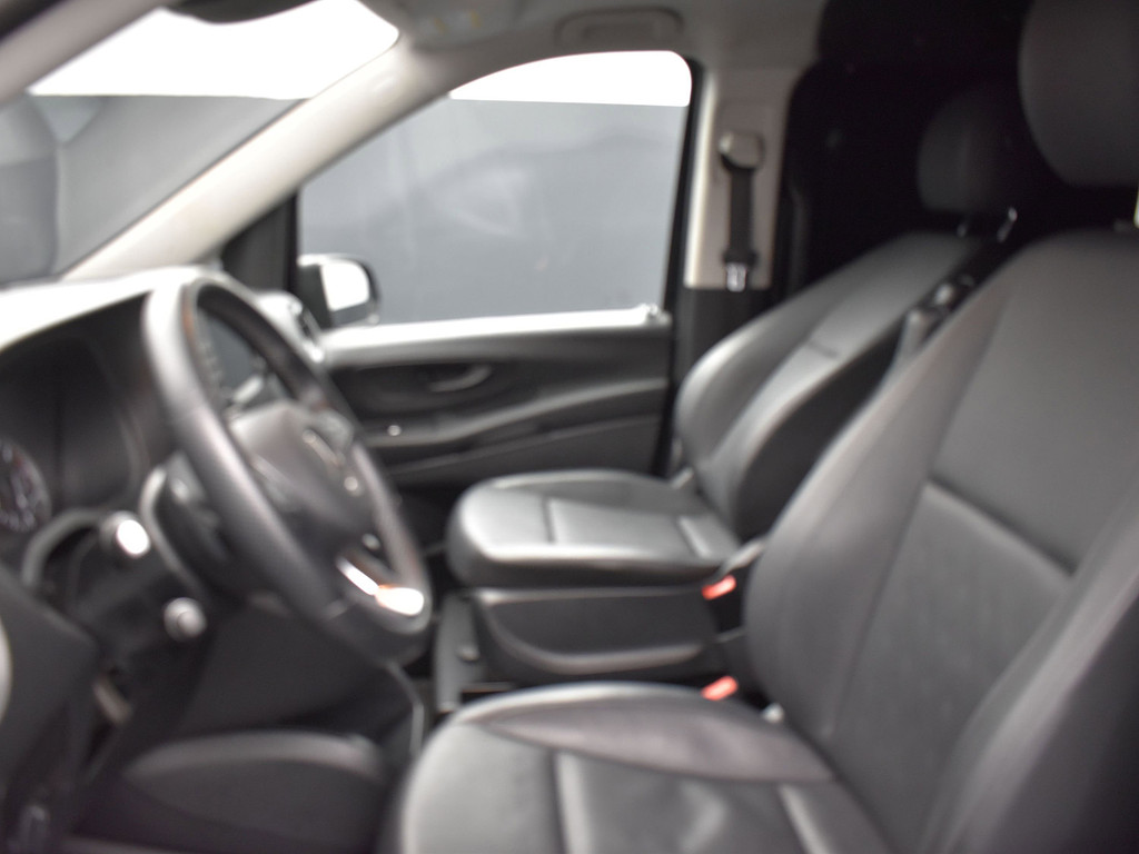 image-13 2022 Mercedes-Benz Metris Cargo Van