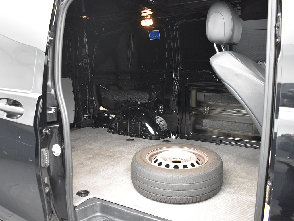 image-15 2022 Mercedes-Benz Metris Cargo Van