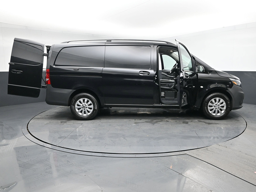 image-26 2022 Mercedes-Benz Metris Cargo Van