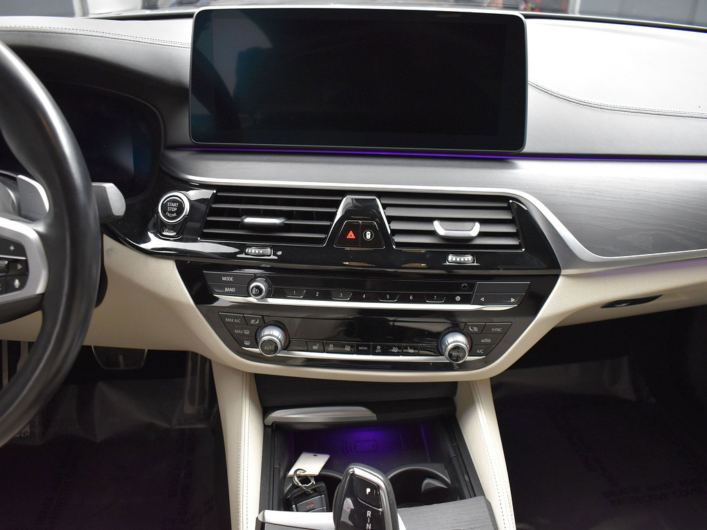 image-15 2022 BMW 5 Series