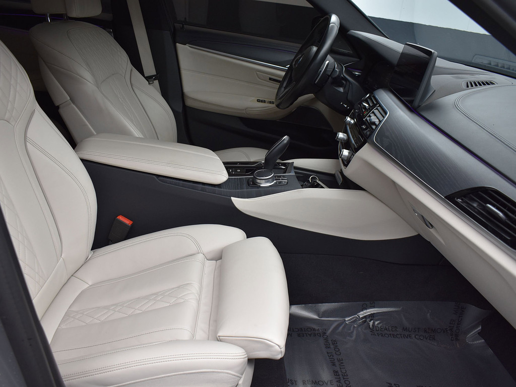 image-17 2022 BMW 5 Series