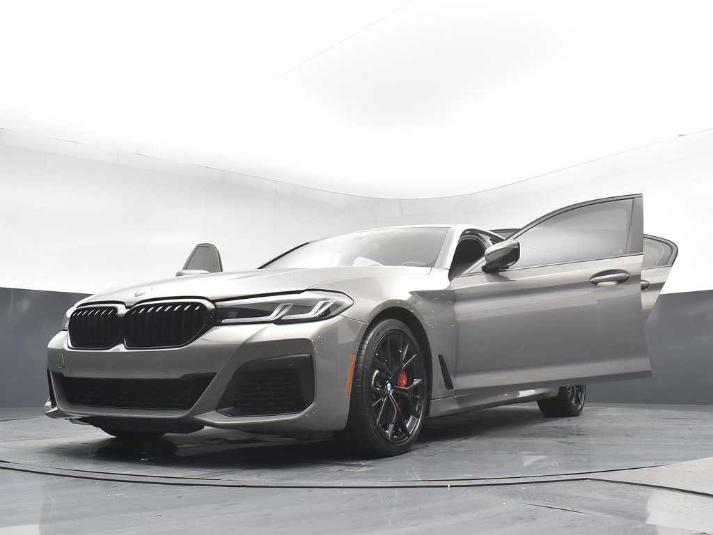 image-32 2022 BMW 5 Series