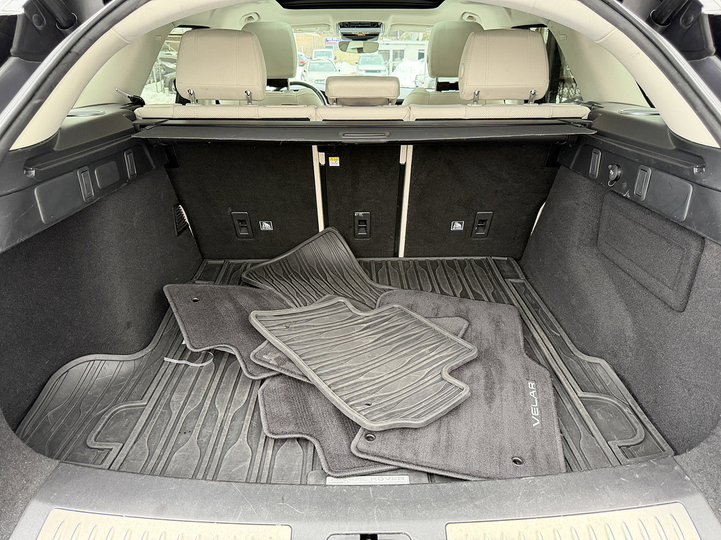 image-47 2020 Land Rover Range Rover Velar