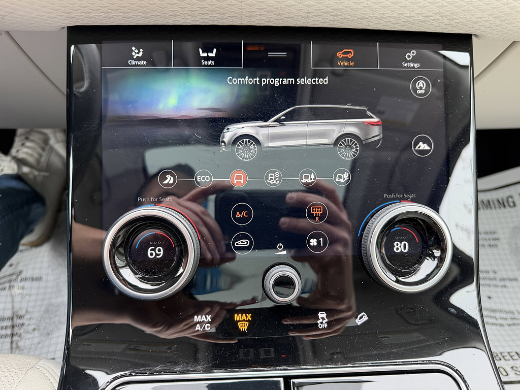 image-14 2020 Land Rover Range Rover Velar