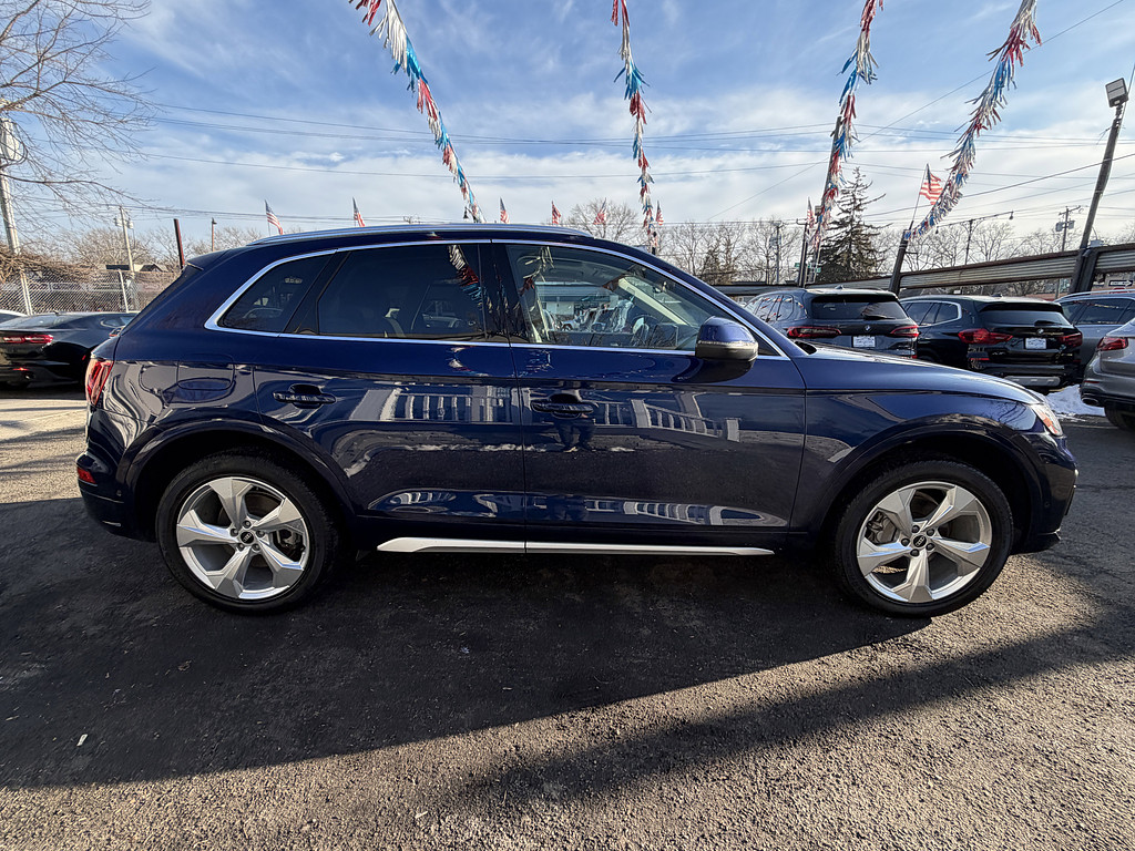 image-5 2021 Audi Q5