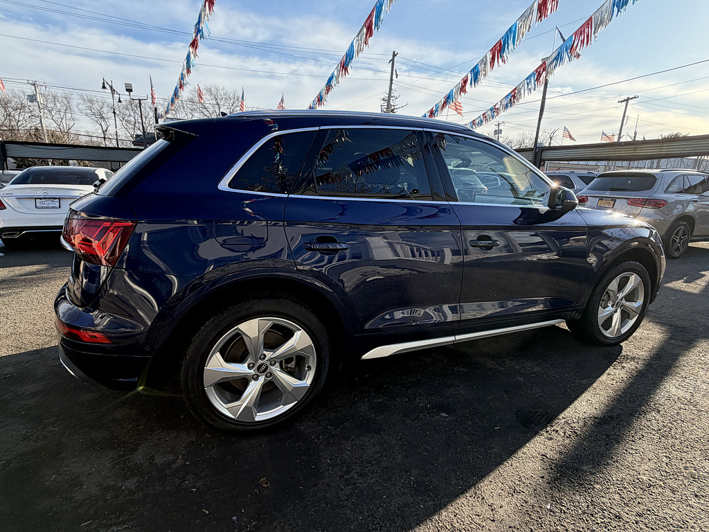 image-6 2021 Audi Q5