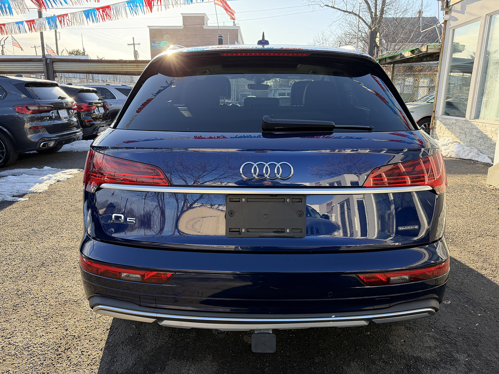 image-8 2021 Audi Q5