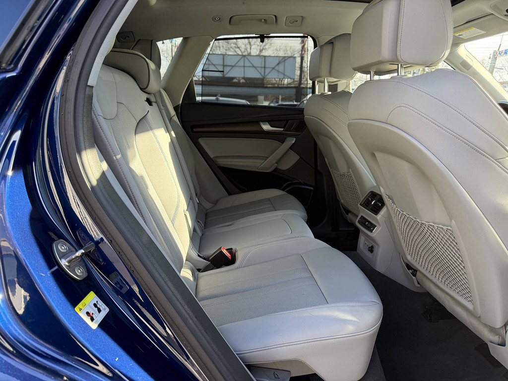 image-41 2021 Audi Q5