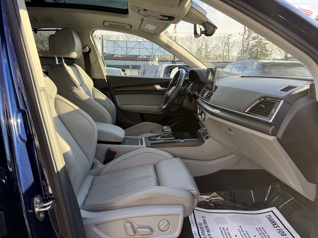 image-44 2021 Audi Q5