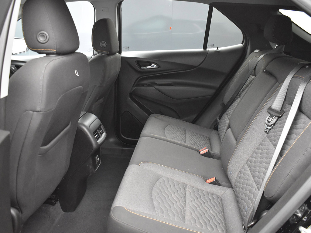 image-15 2021 Chevrolet Equinox