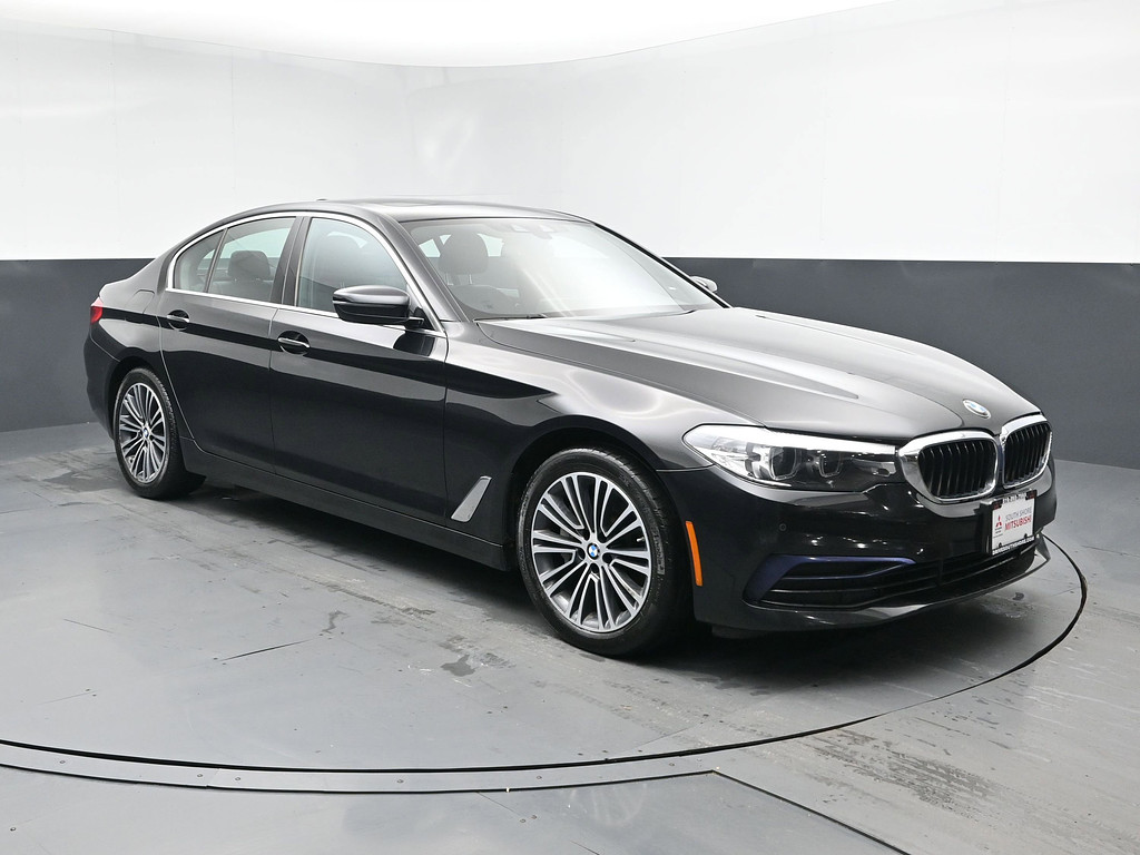 image-1 2019 BMW 5 Series