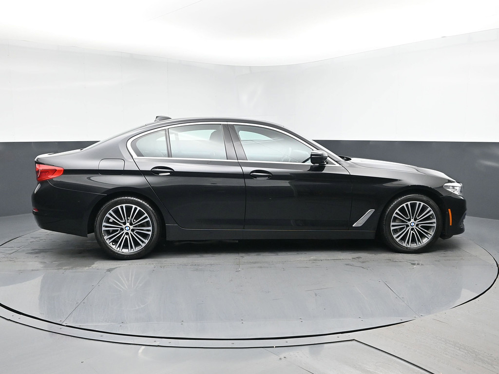 image-2 2019 BMW 5 Series