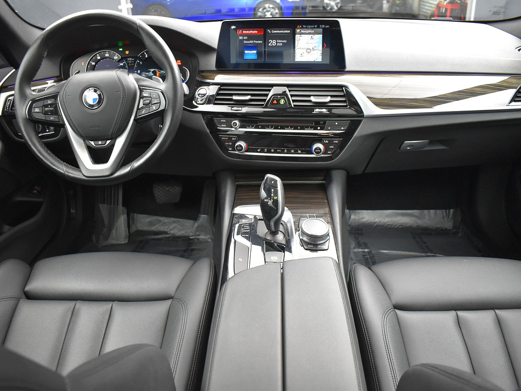 image-15 2019 BMW 5 Series