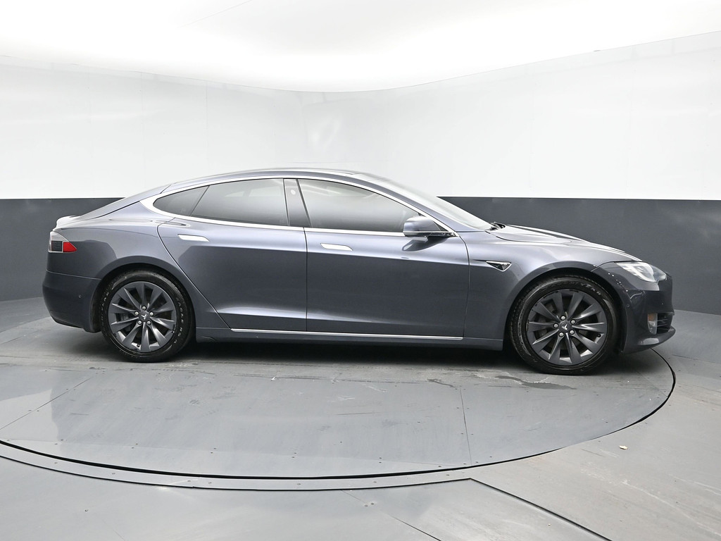 image-1 2018 Tesla Model S