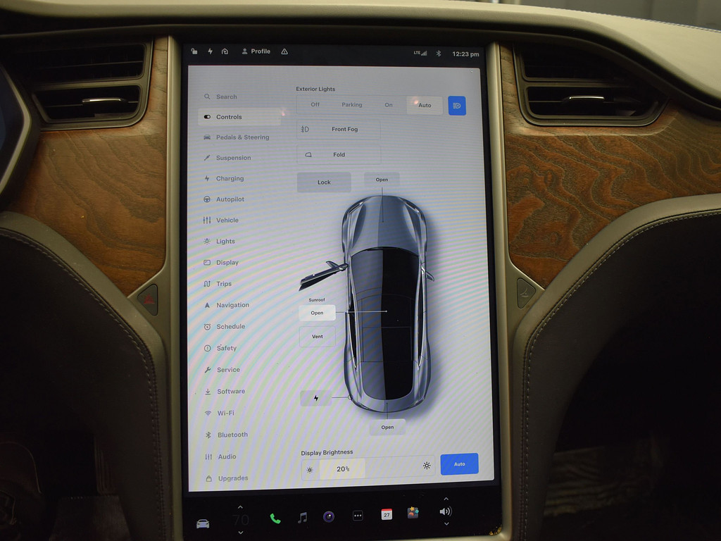 image-10 2018 Tesla Model S