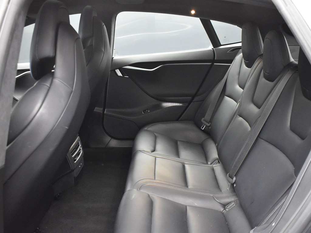 image-12 2018 Tesla Model S